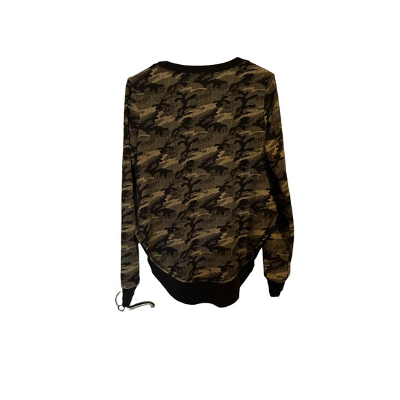 Hem & Thread Woman's Camouflage Top-5/$15 - Picture 2 of 4